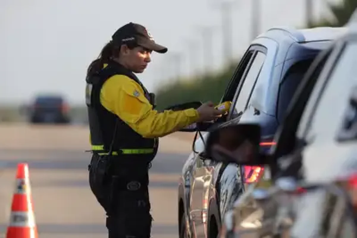 Detran aponta que mais de 90% dos condutores que realizam o teste do etilômetro são aprovados e...