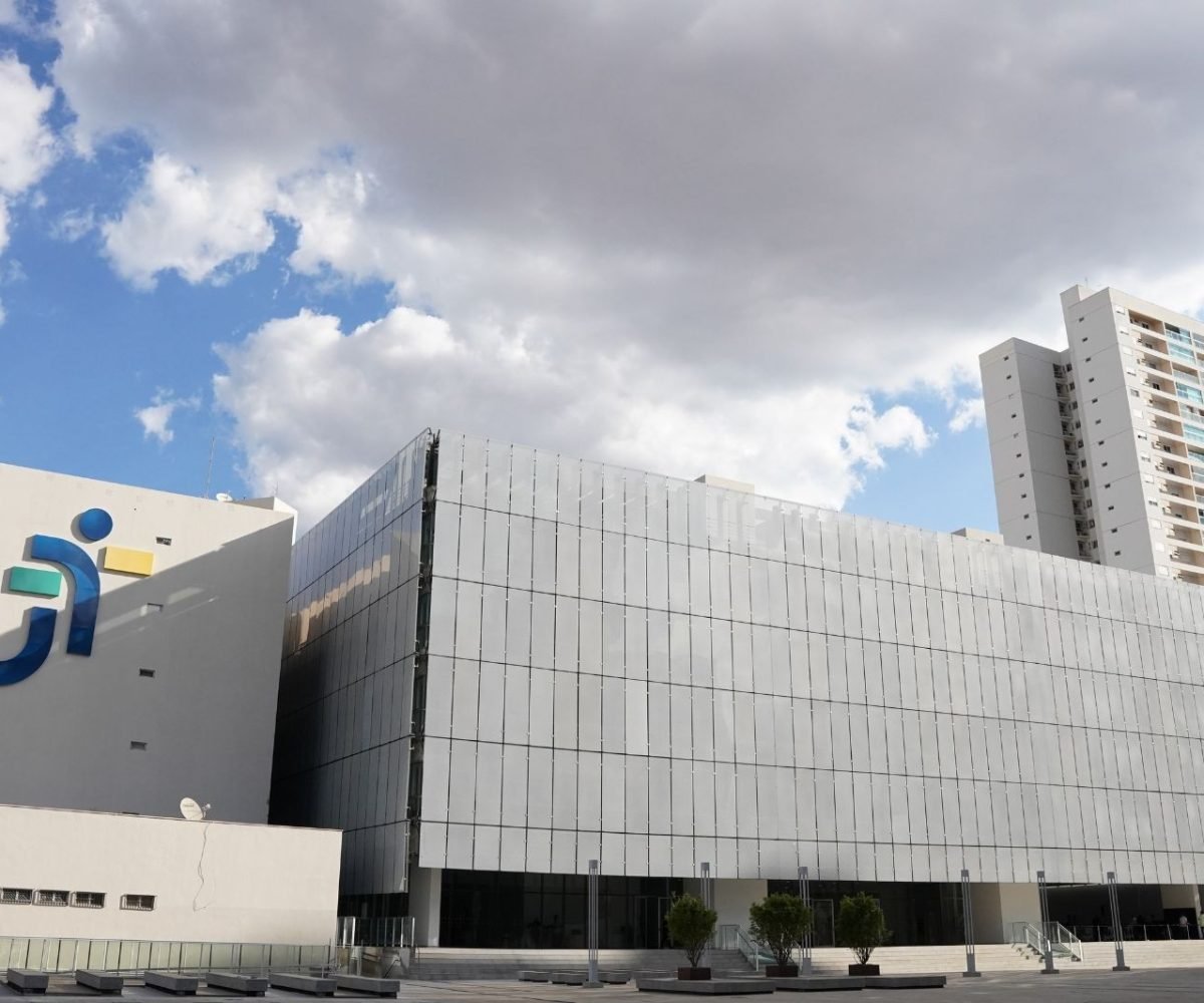 Criado com LabNews Pro