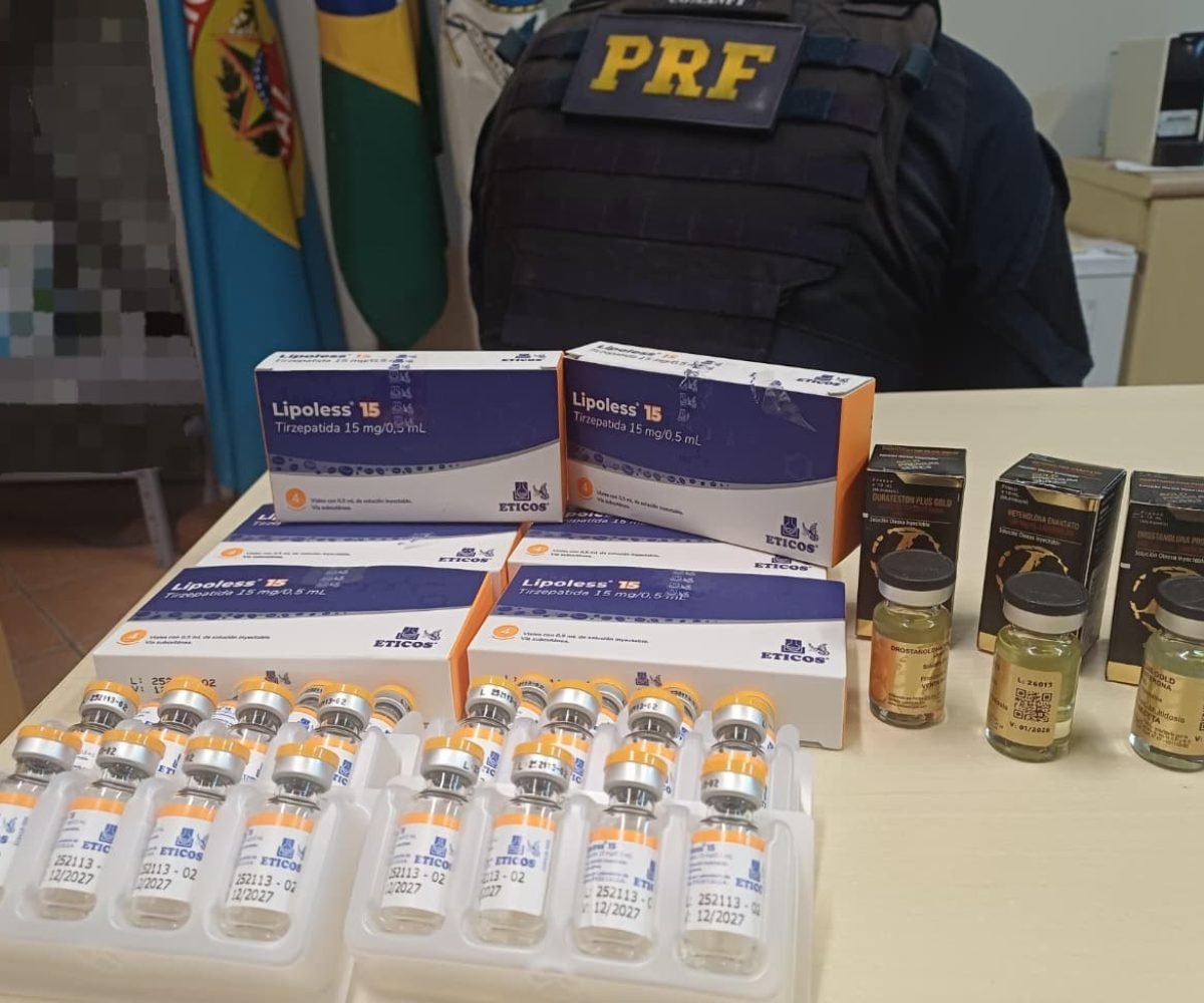 Dupla é presa com anabolizantes e medicamento proibido na Via Dutra, em Piraí