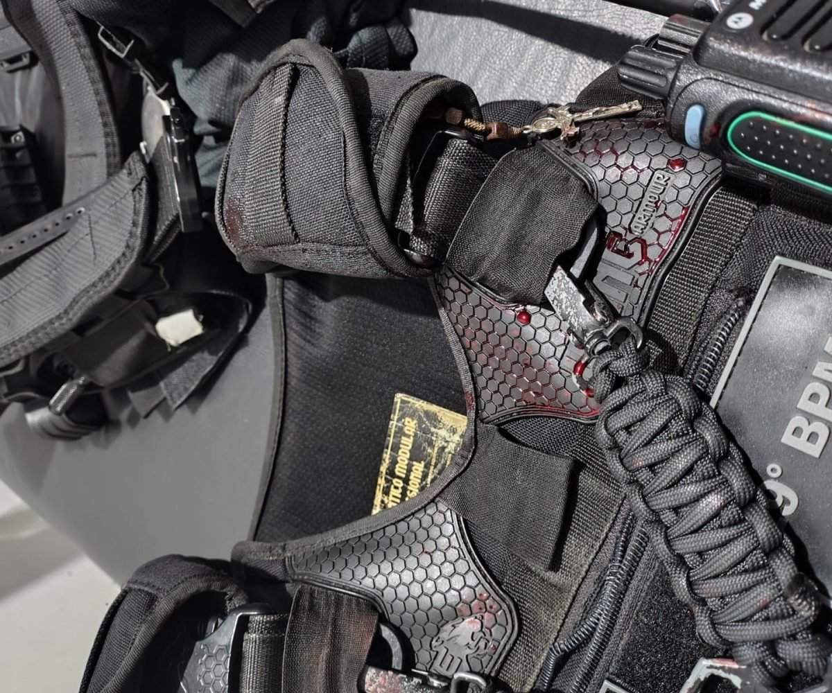 1 de 1 Suspeito morre e policial fica ferido após abordagem, em Ananindeua. — Foto: Divulgação