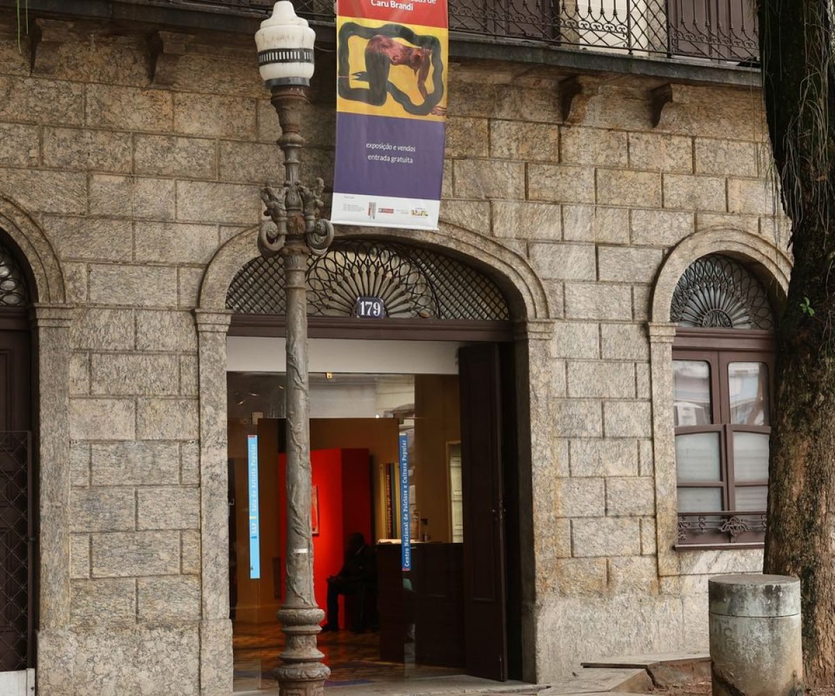 Criado com LabNews Pro