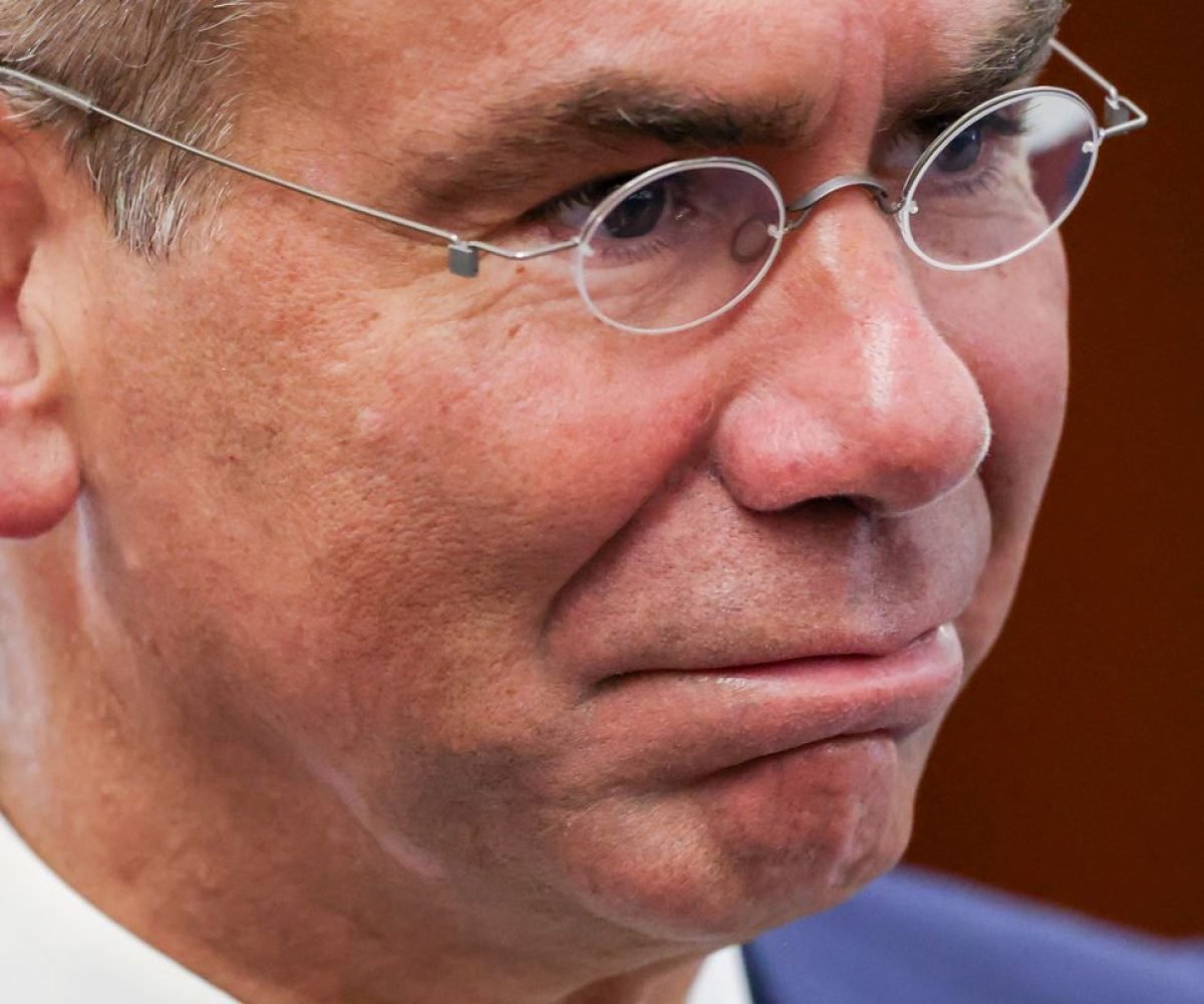 Criado com LabNews Pro