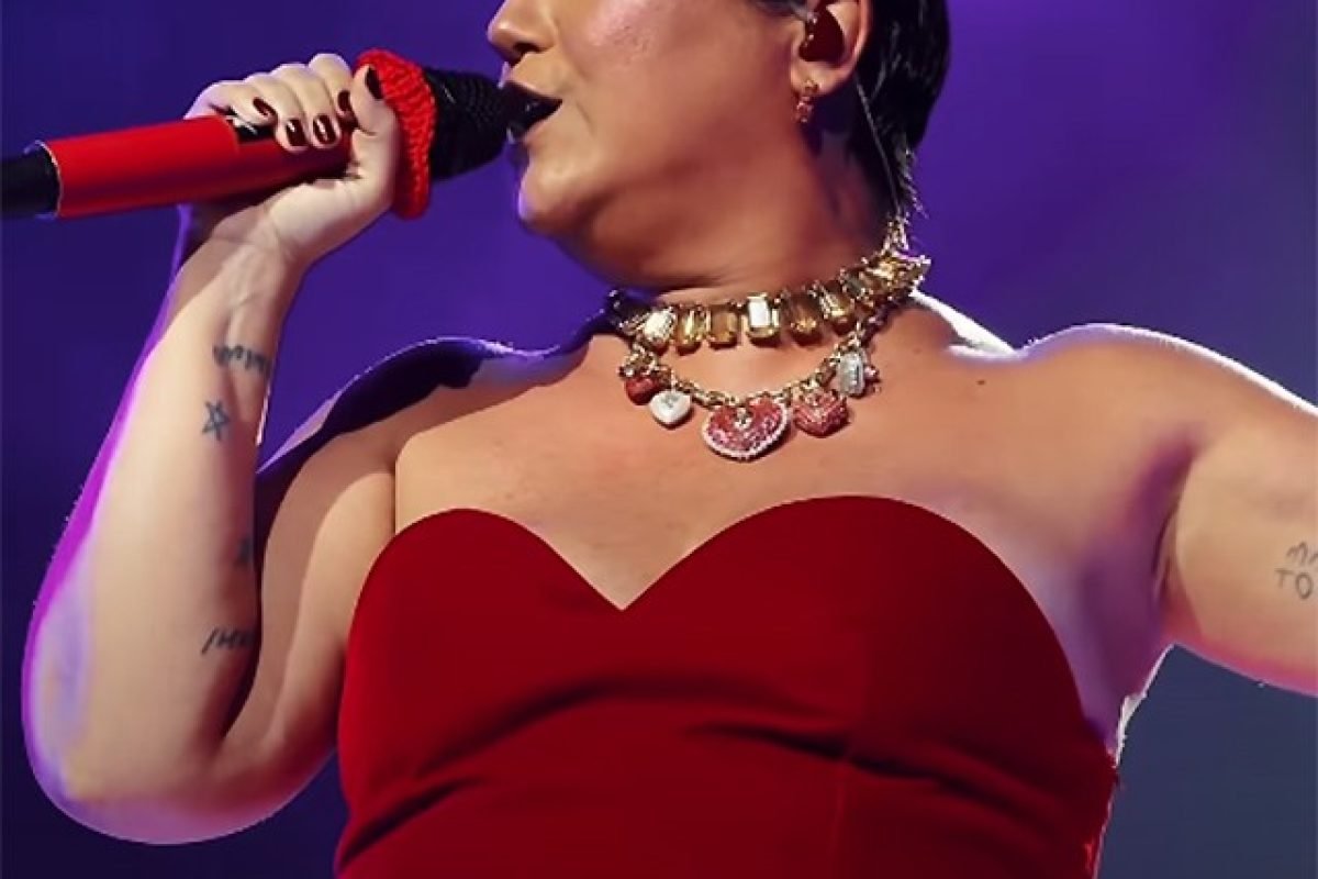 Maria Rita estreia novo show com repertório de Elis Regina e participação do filho Antonio