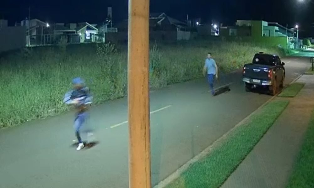 Em MS, homem flagra furto de caminhonete e criminosos tentam atropelá-lo
