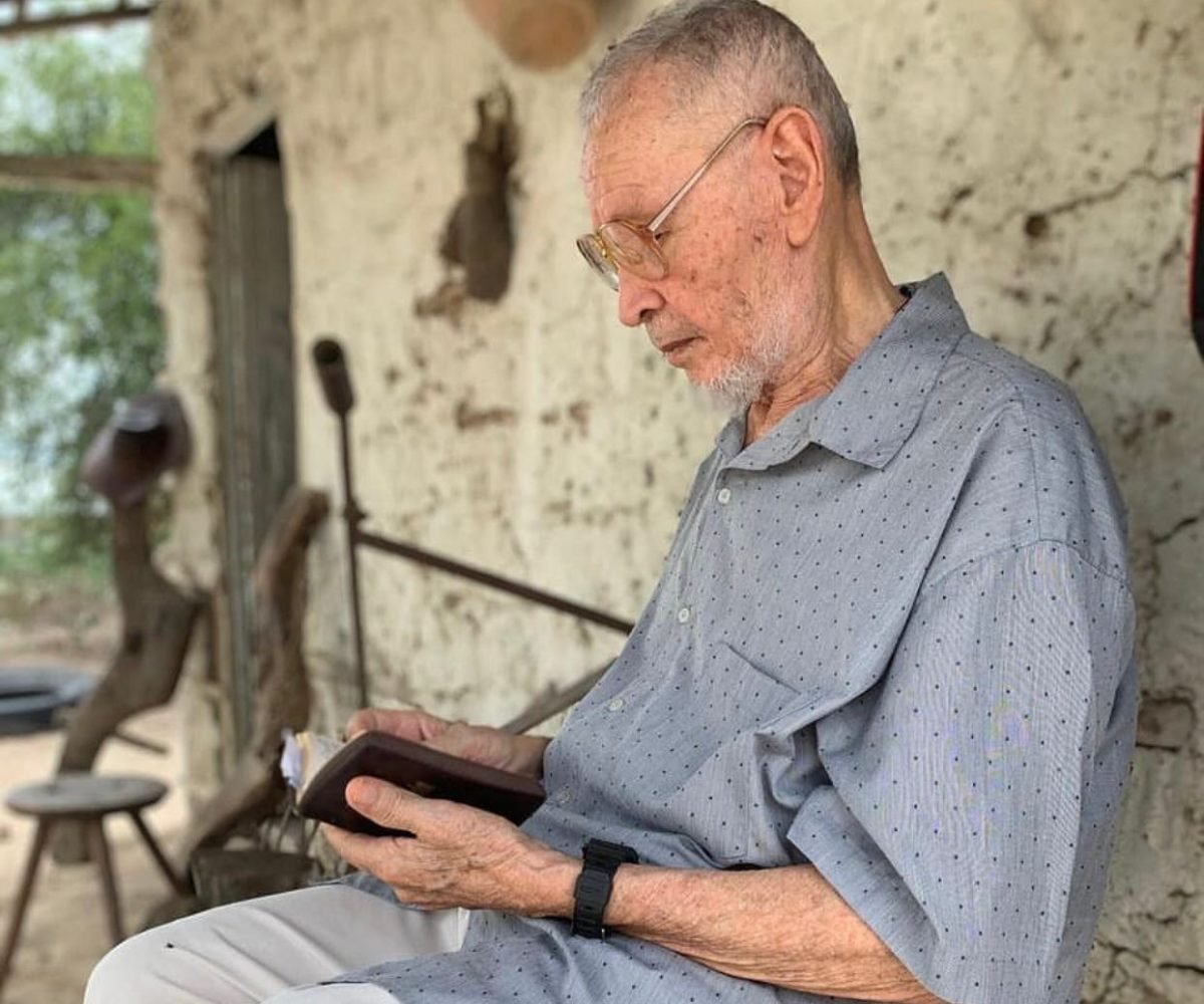 Poço Redondo se despede de Frei Enoque, líder religioso e ex-prefeito