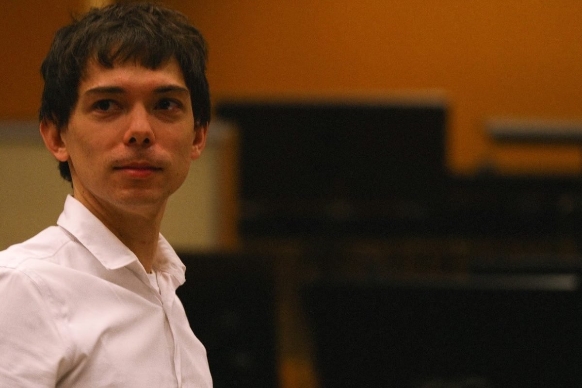 Pianista Vitor Araújo lança 'Toró', fusão sinfônica de Nordeste e Holanda