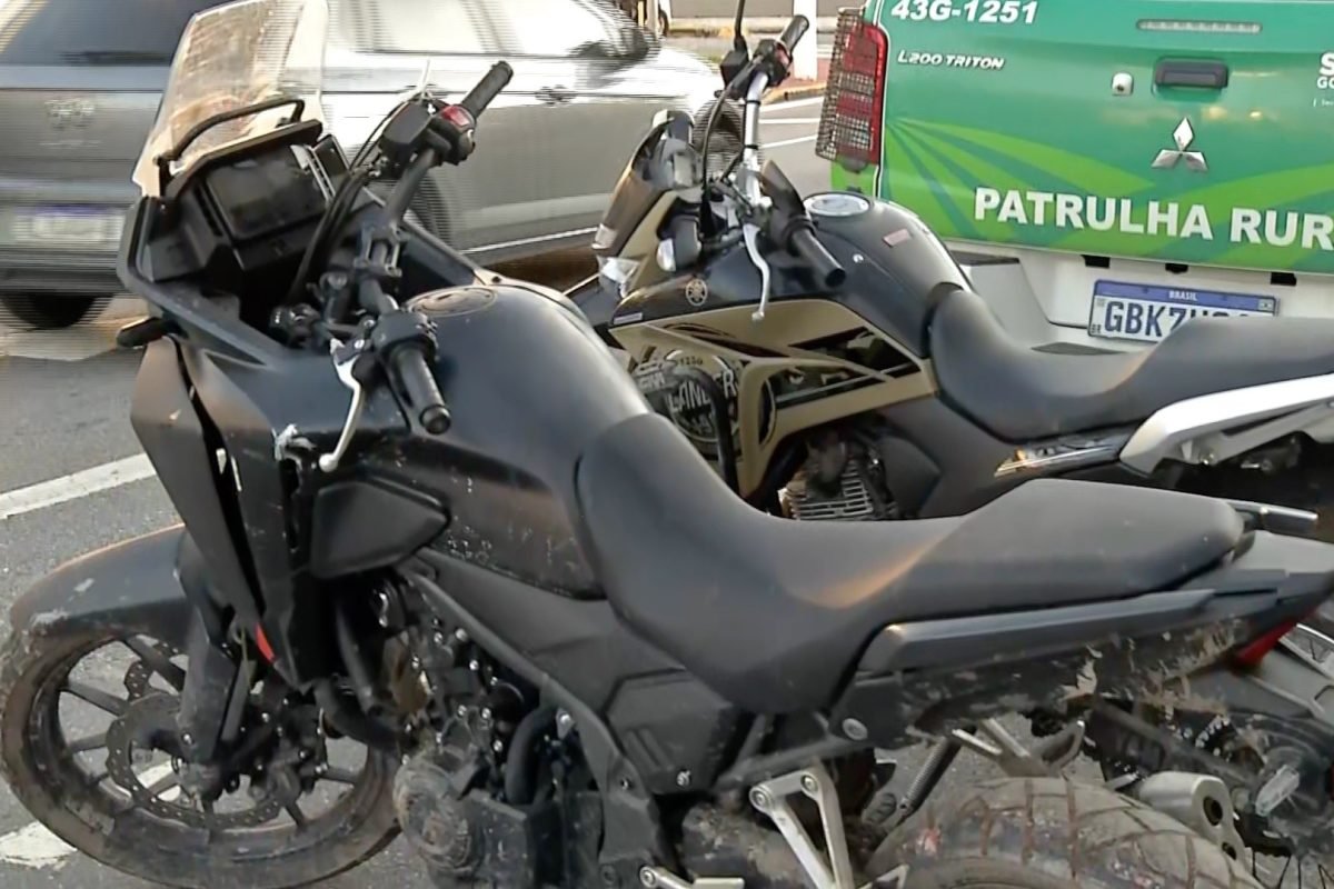 Dupla é presa em Mogi das Cruzes após roubar moto e ser rastreada por celular da vítima