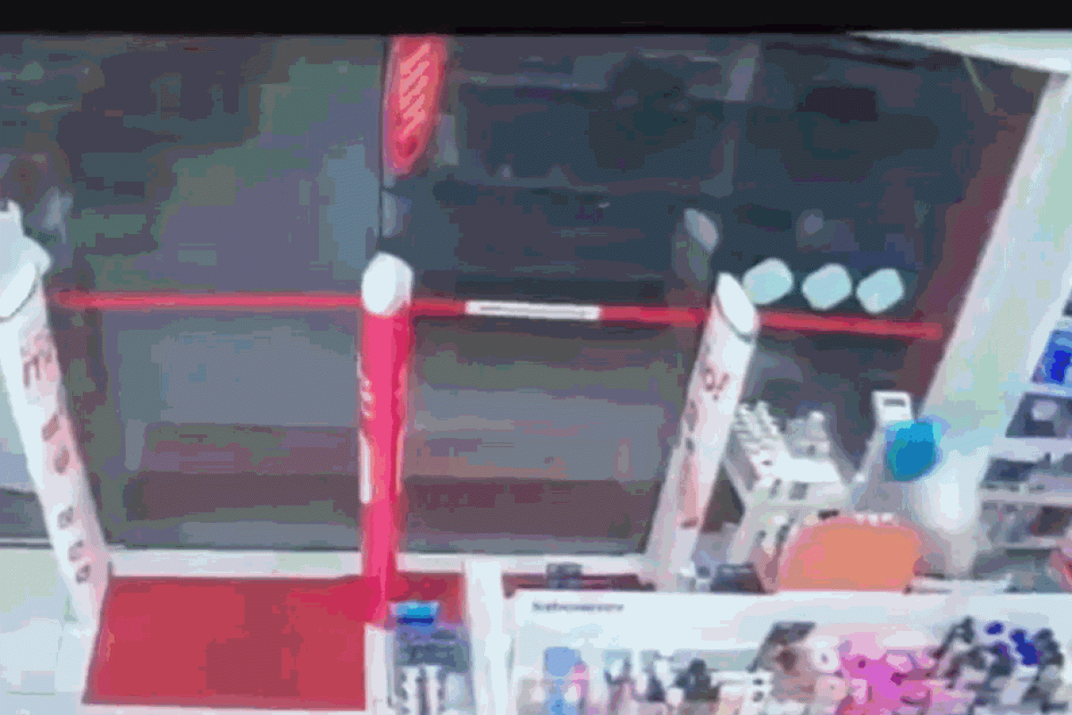 roubo e receptação de veículo na madrugada deste domingo (15), na Estrada do Cam