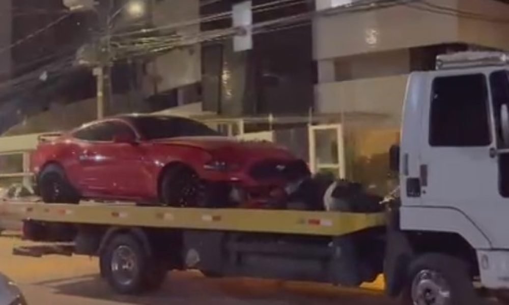 volta das 2h da manhã. Segundo testemunhas, a motorista teria deixado o local lo