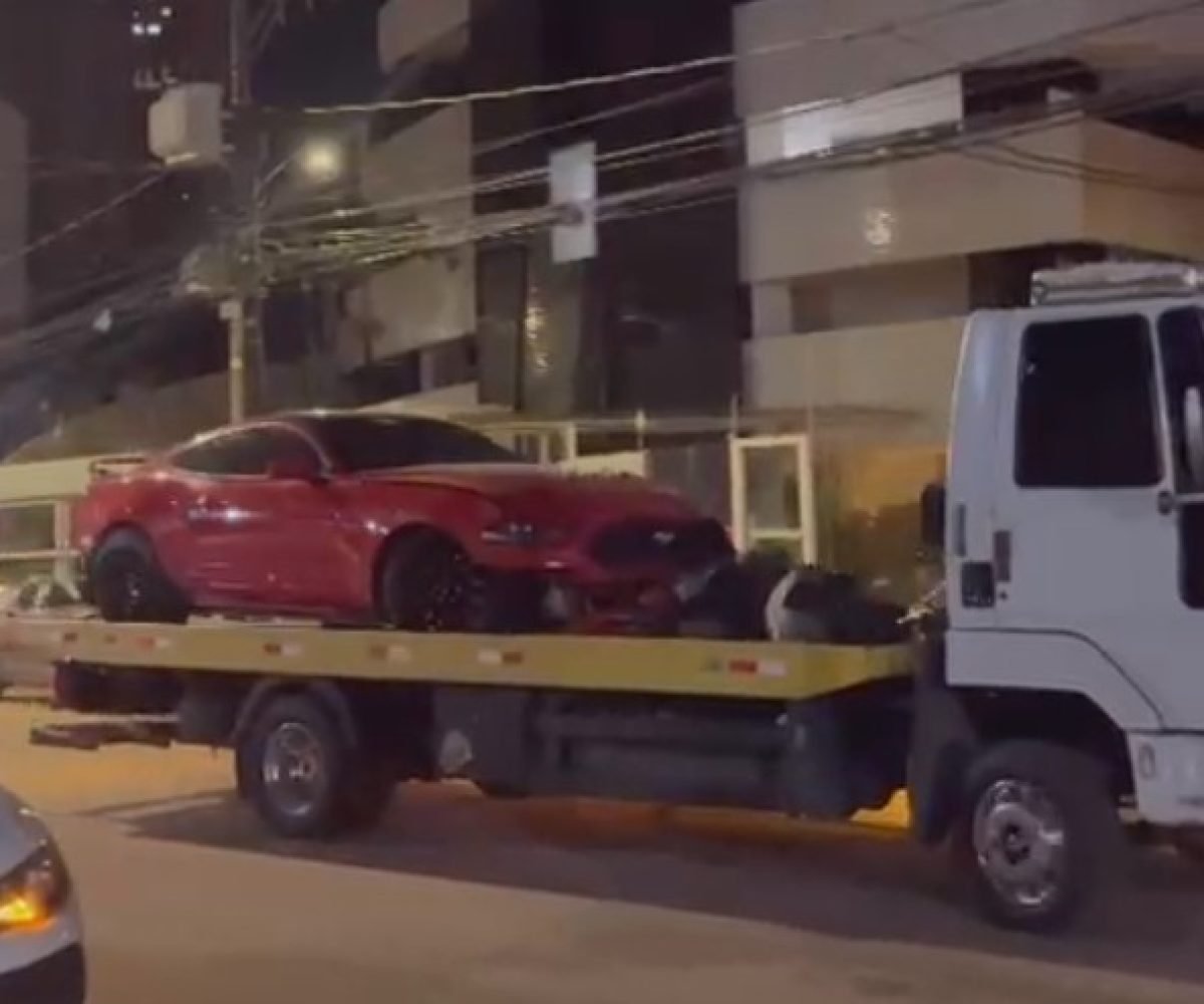 volta das 2h da manhã. Segundo testemunhas, a motorista teria deixado o local lo