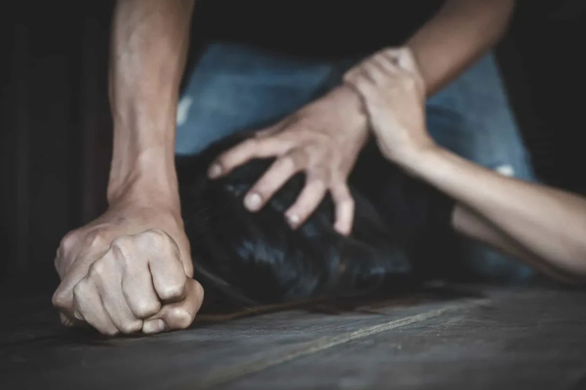 dia" }, "headline": "Brasil registra mais de 15 casos de estupro coletivo por di