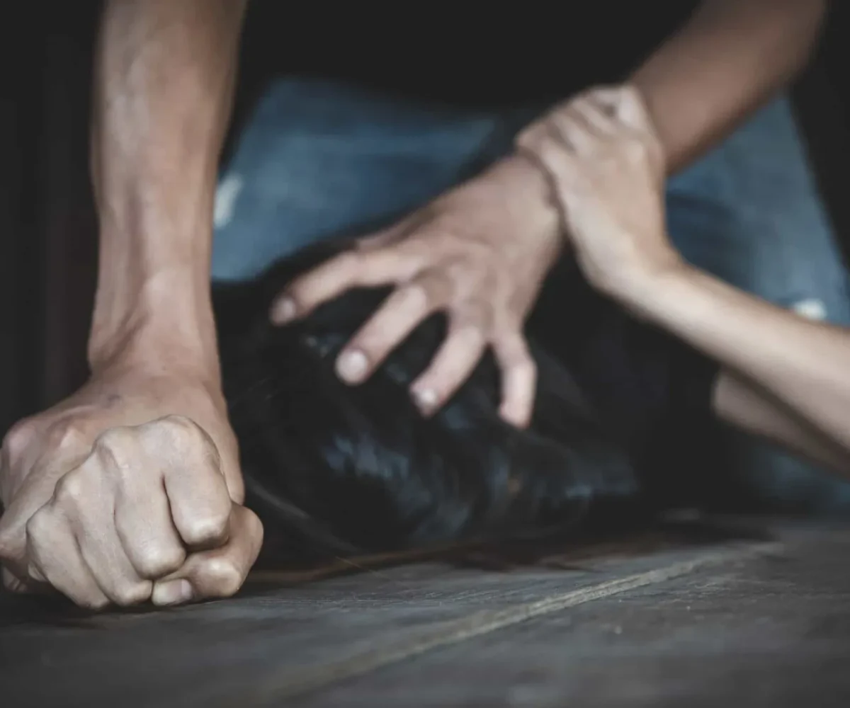 dia" }, "headline": "Brasil registra mais de 15 casos de estupro coletivo por di