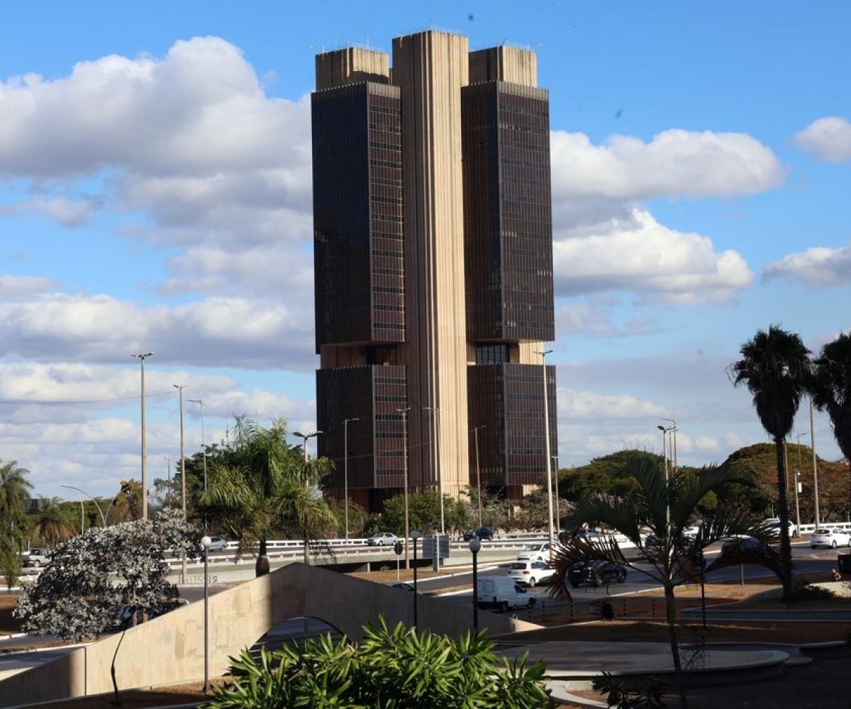 risco a seus credores . A medida atinge a Entrepay Instituição de Pagamento, líd