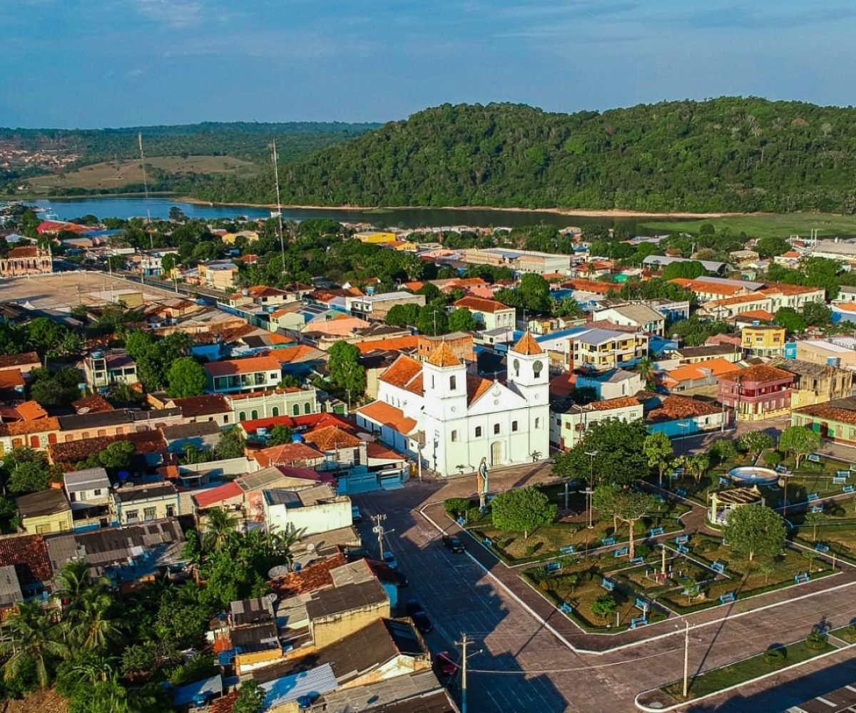 meio do programa "Periferia Viva", do Ministério das Cidades (MCID), que será ex