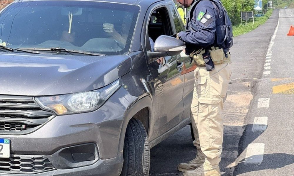 causa do feriado prolongado. Segundo a PRF, a maior movimentação nas estradas, a