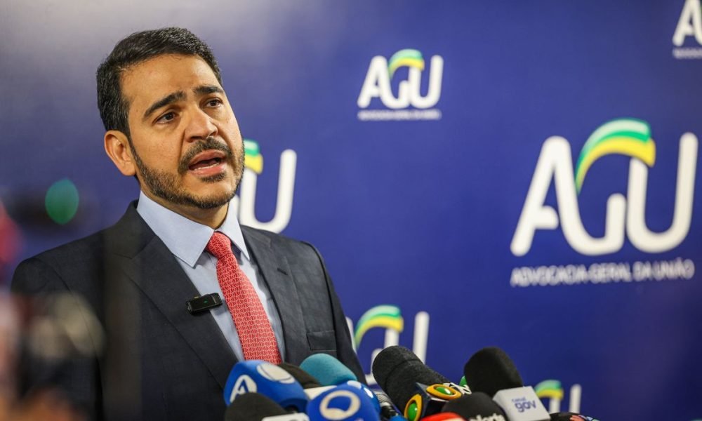 uma sabatina na Comissão de Constituição e Justiça do Senado (CCJ) e ter o nome