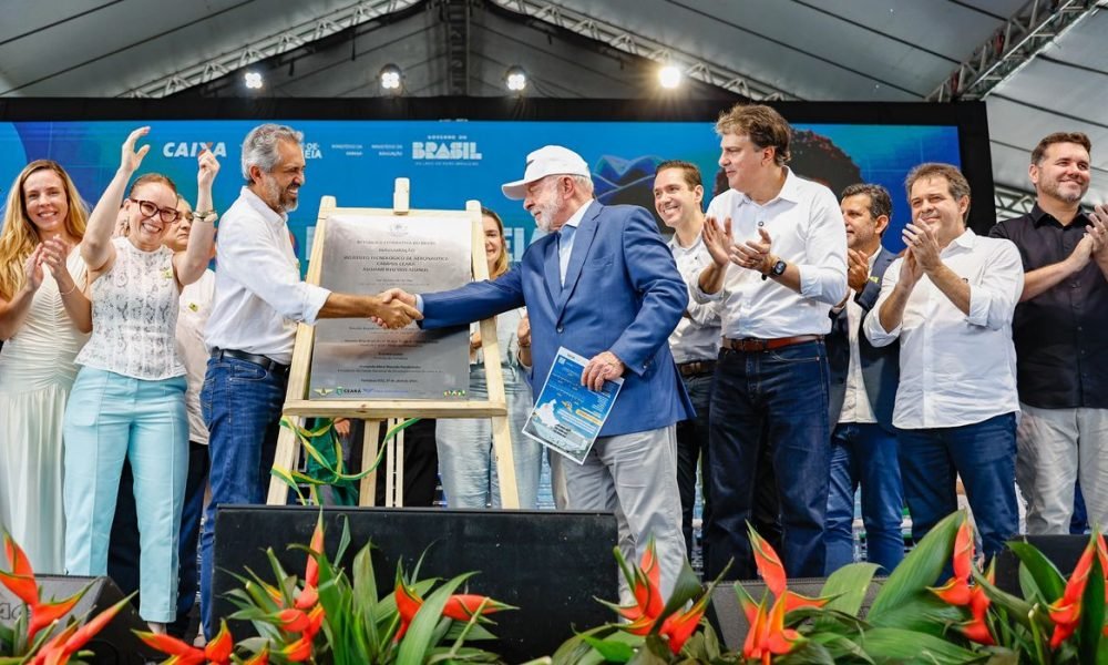 tunidade de disputar uma vaga com o filho de seu patrão. Não queremos tirar os f