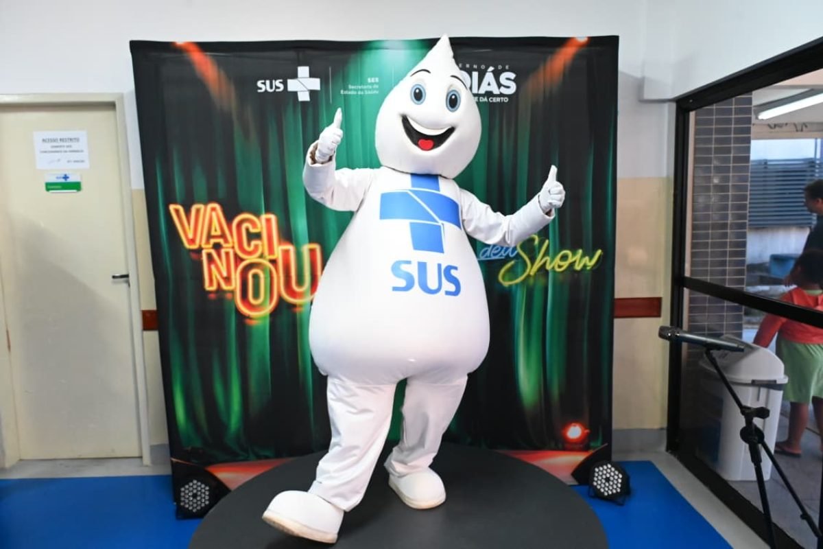 Vacina contra influenza está disponível em oito unidades de saúde de Goiânia neste feriado prolongado