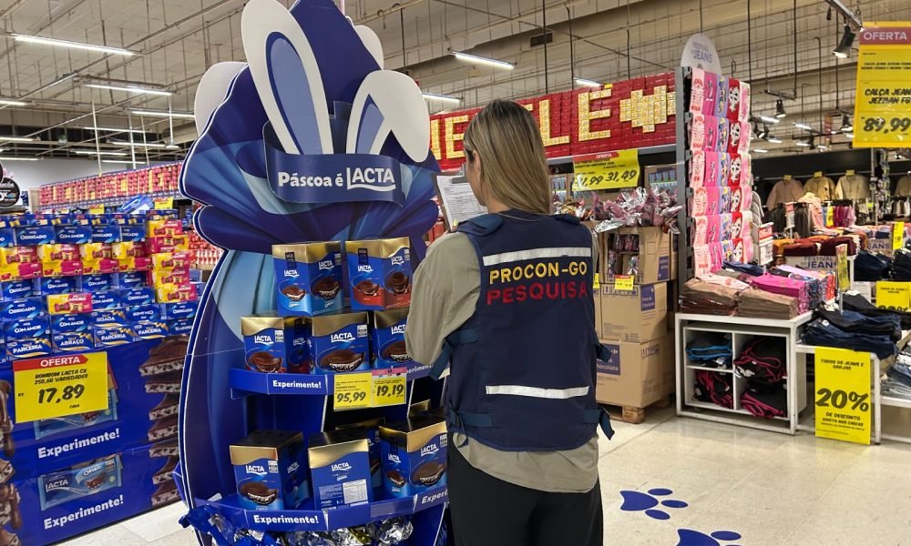 Procon orienta consumidor a pesquisar os preços dos produtos em diferentes estabelecimentos antes de efetivar a compra