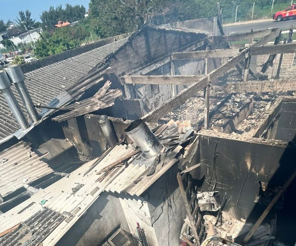 te caiu na manhã desta sexta-feira (3) em Capão da Canoa, no Rio Grande do Sul