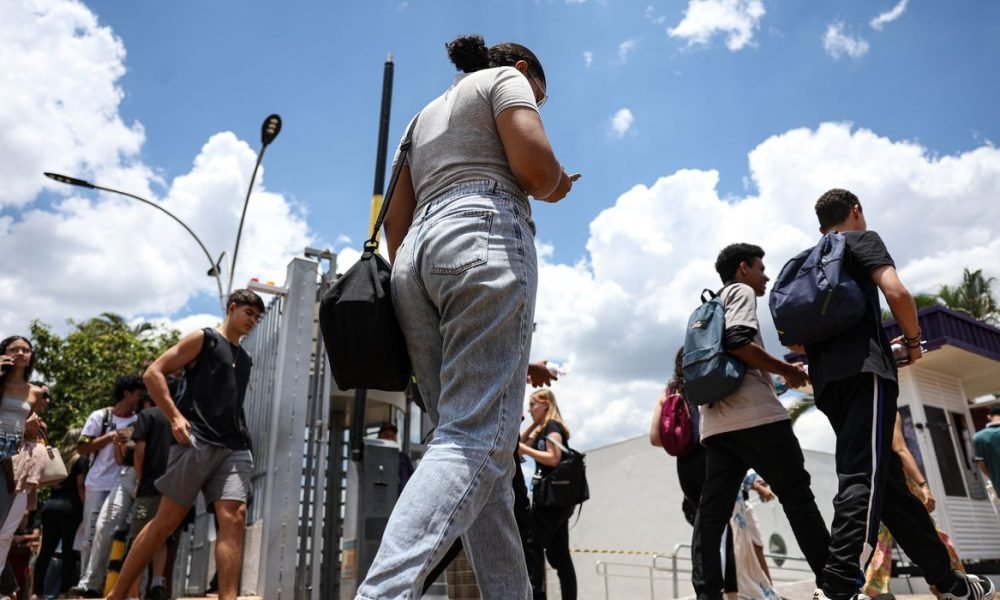 tal Único de Acesso ao Ensino Superior . Os estudantes têm até três dias úteis p