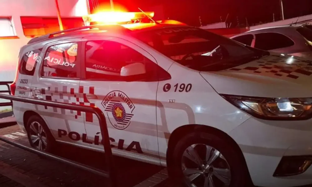 um agente do Estado, após uma intervenção policial ocorrida na zona leste da cap