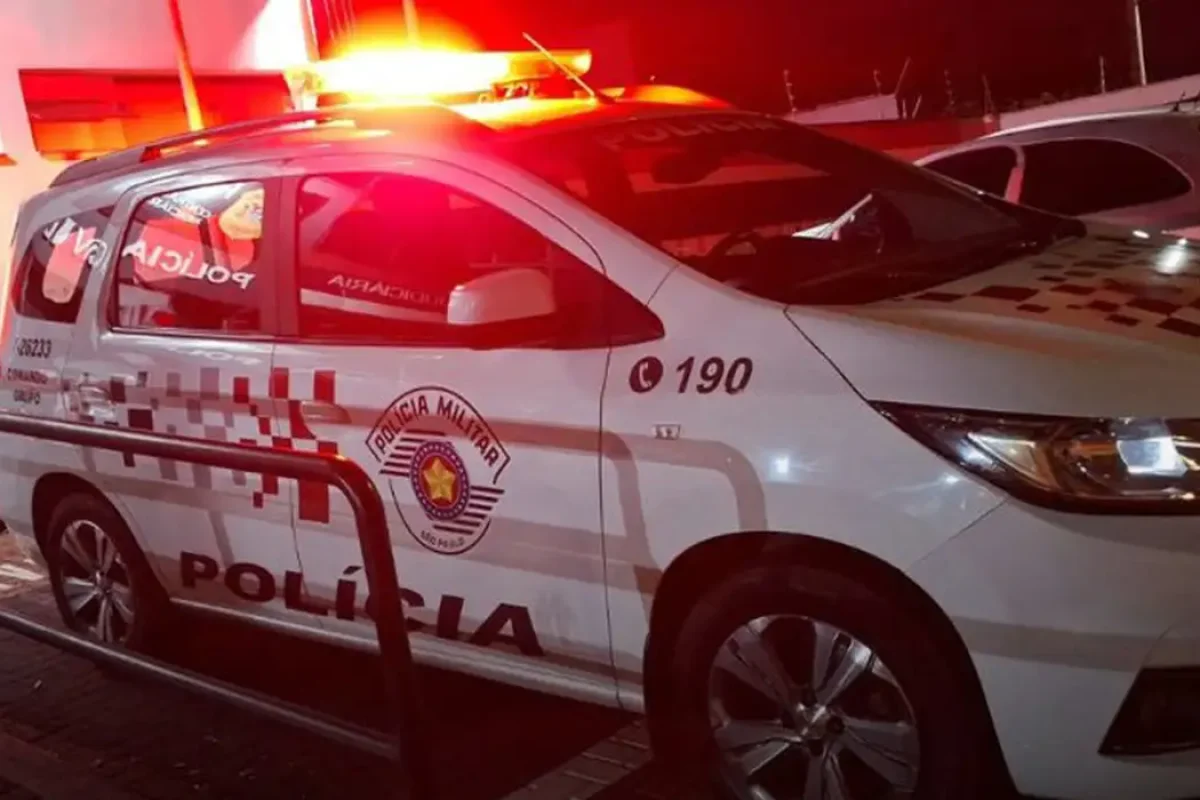 um agente do Estado, após uma intervenção policial ocorrida na zona leste da cap
