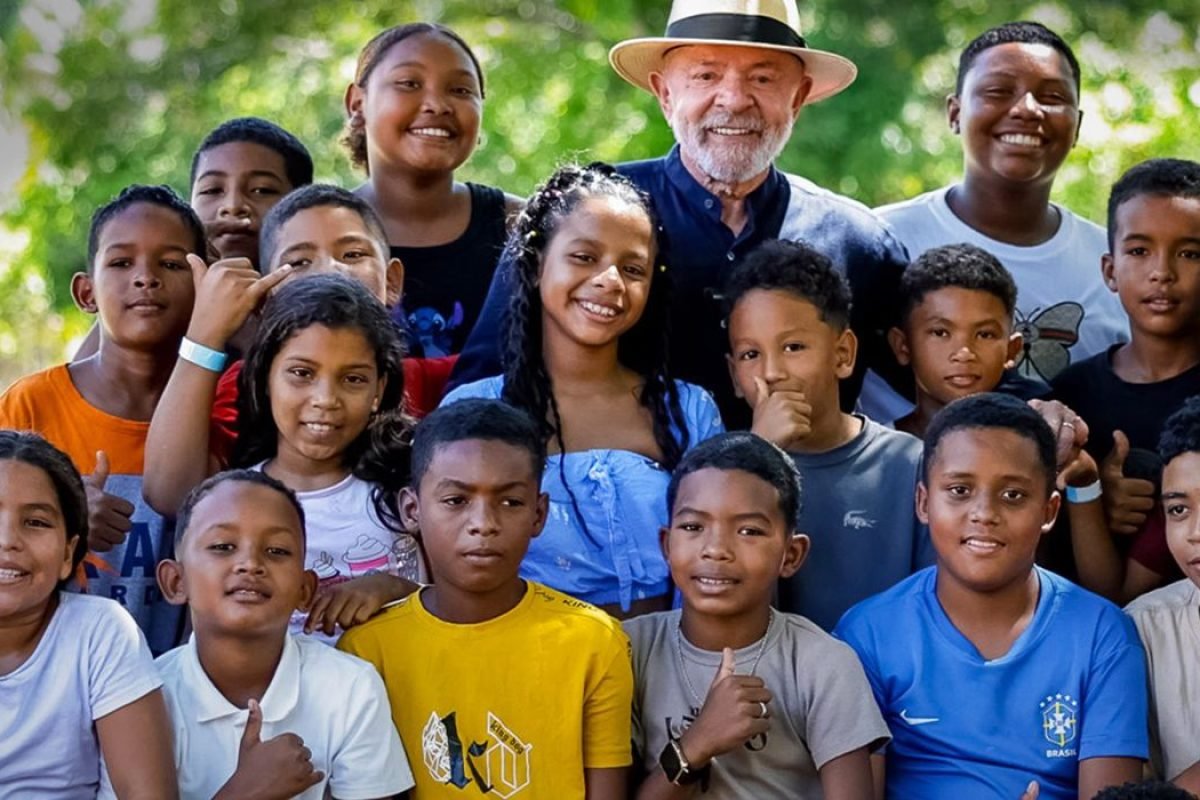 Páscoa: Lula e Alckmin destacam renovação e união em mensagens aos brasileiros