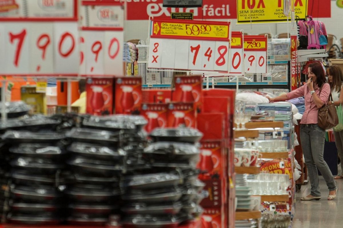 alimentos. Estabelecida pelo Conselho Monetário Nacional (CMN) , a meta é de 3%