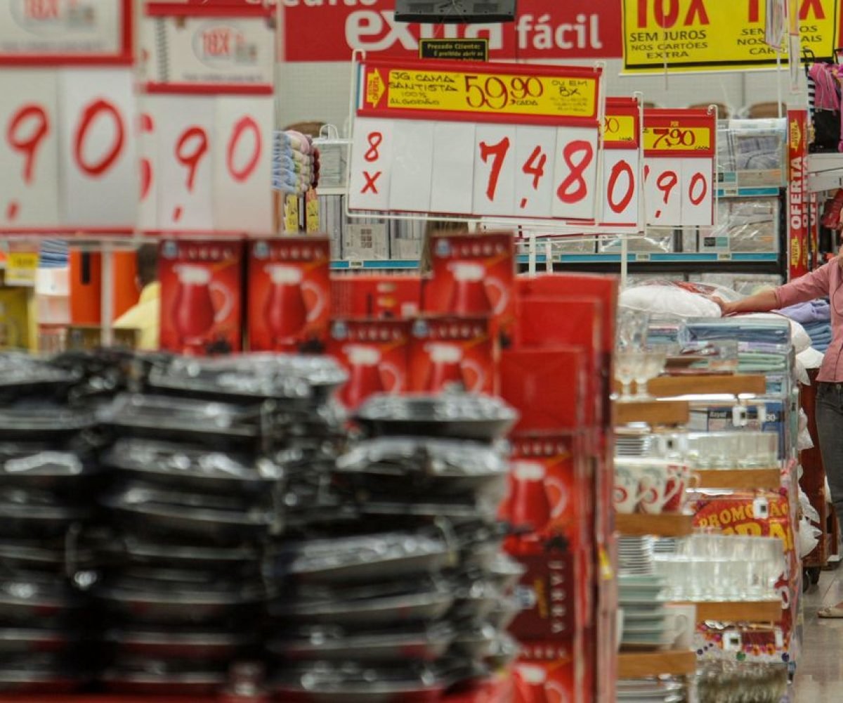 alimentos. Estabelecida pelo Conselho Monetário Nacional (CMN) , a meta é de 3%