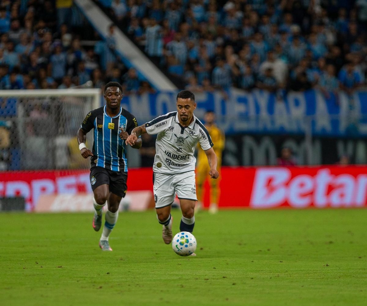 essa camisa. Vou seguir trabalhando, com ainda mais foco e comprometimento, para