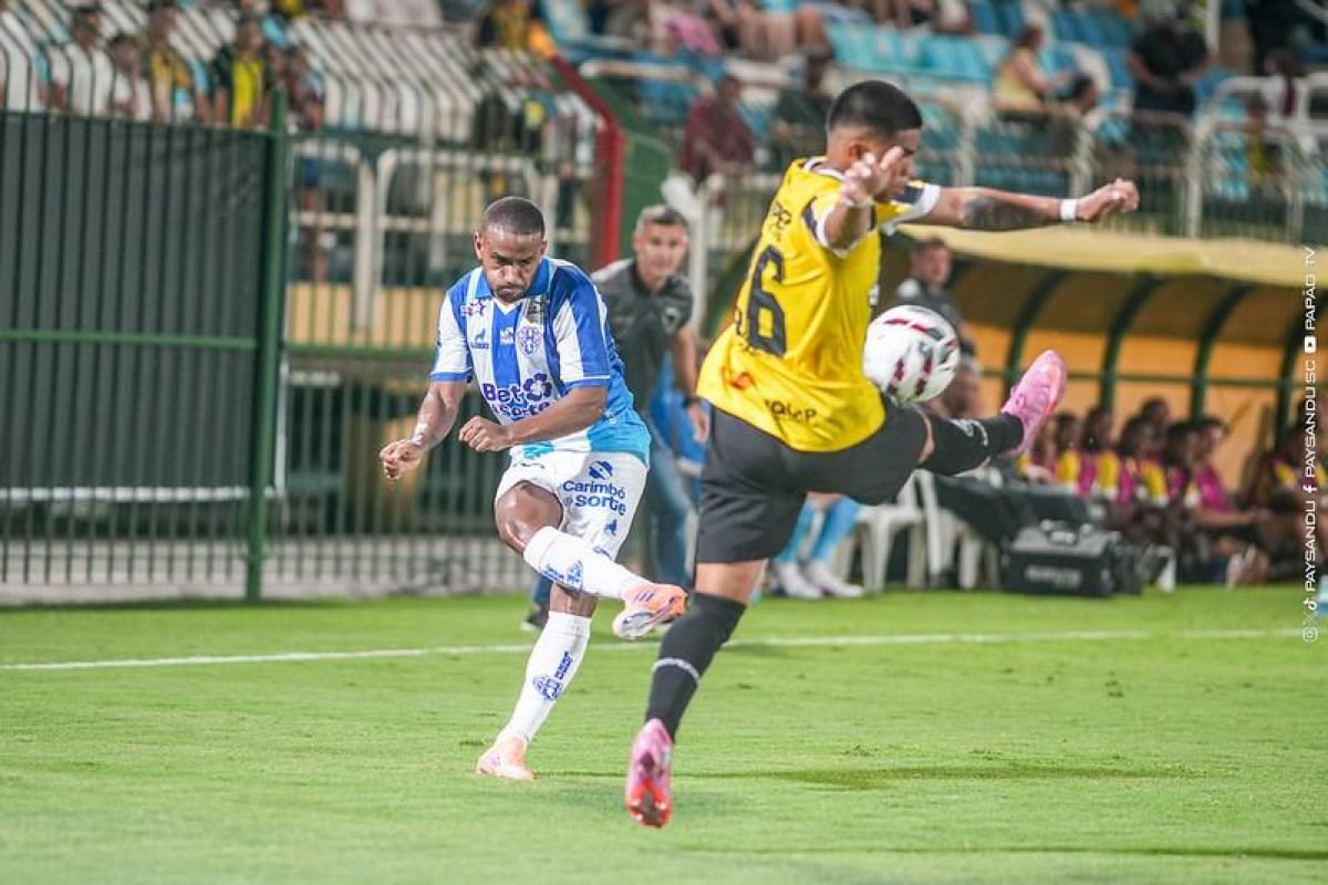 que quando a gente ganha é maravilhoso, a torcida faz festa, nos recebe no aerop