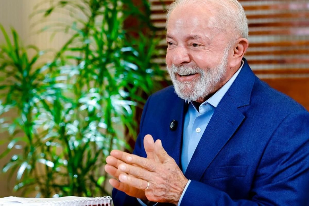 mês às bets Ainda, ao defender o fim das bets, Lula comparou a situação atual co