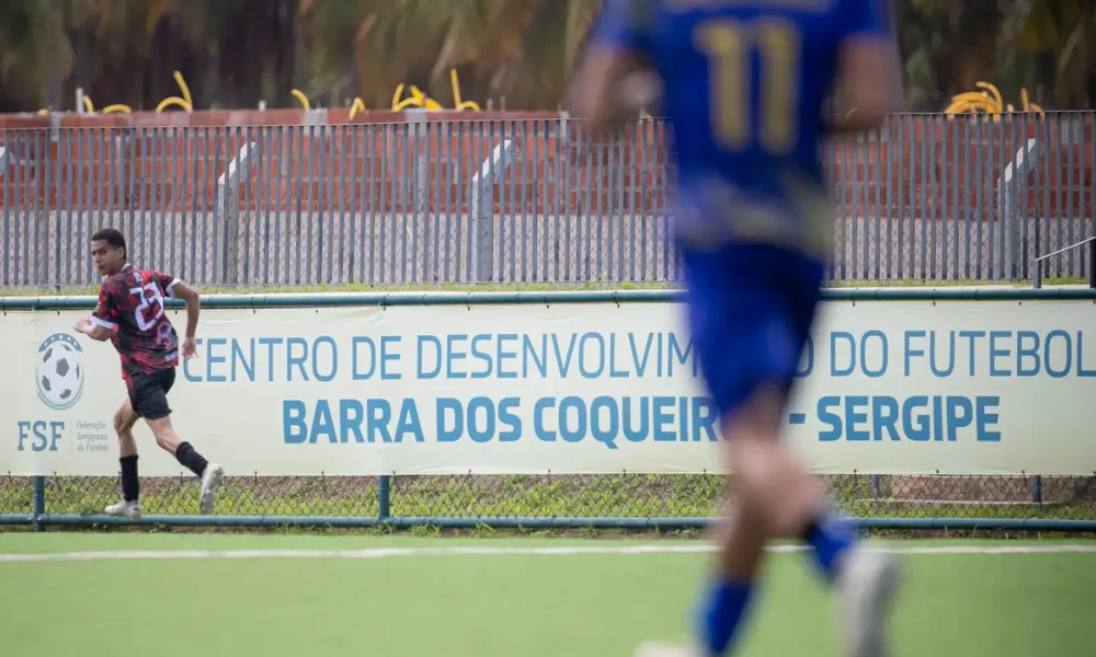 te universitário pode ser um caminho para o futebol profissional. Notícias relac