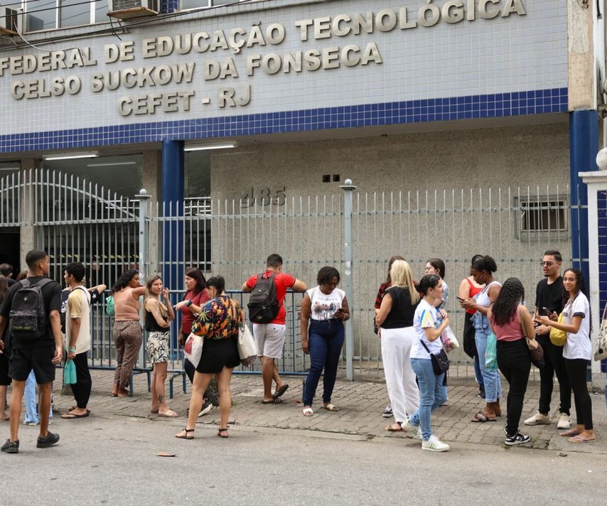 meio do Portal do Candidato, disponível no link processoseletivo.cefet-rj.br . A