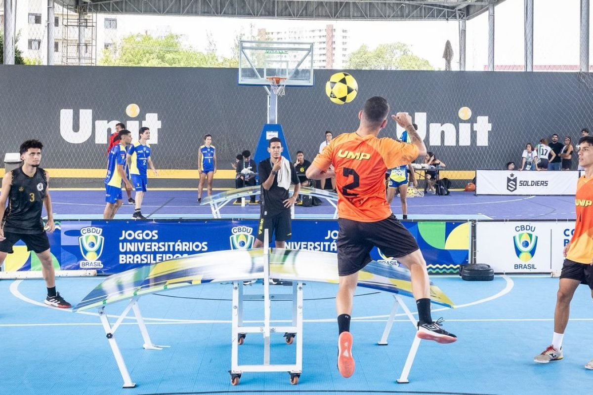 tensões geopolíticas, o esporte universitário coloca-se como instrumento de dipl