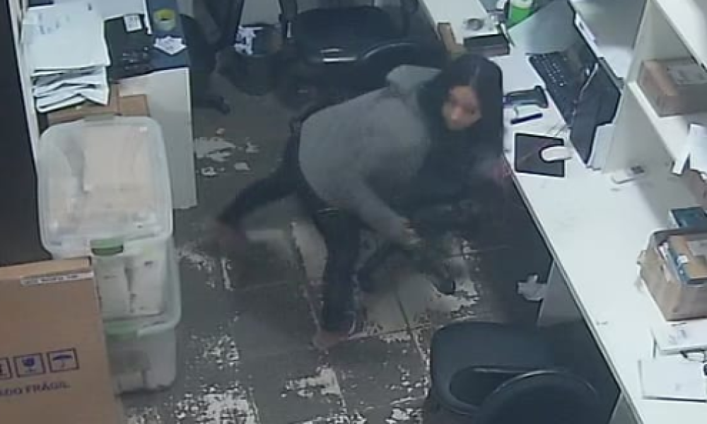 ação de marca desses aparelhos, no município de Marituba, na Grande Belém. Pelas