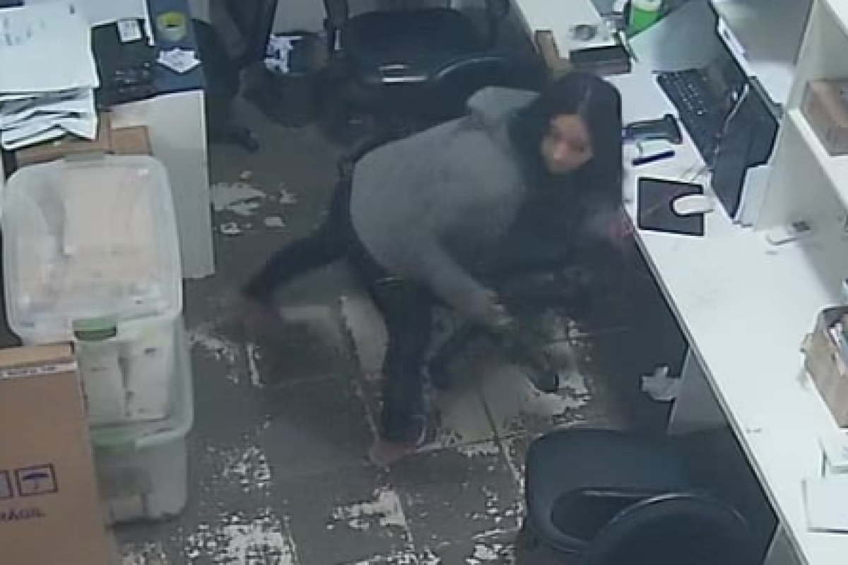 ação de marca desses aparelhos, no município de Marituba, na Grande Belém. Pelas