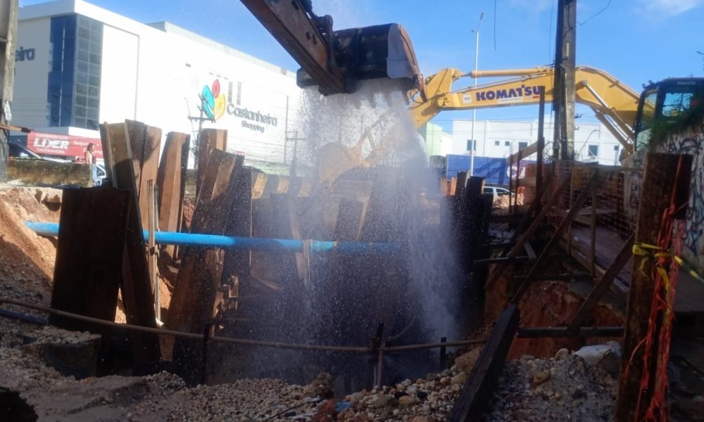 ções, durante obras na área de uma tubulação adutora na BR-316, na Grande Belém