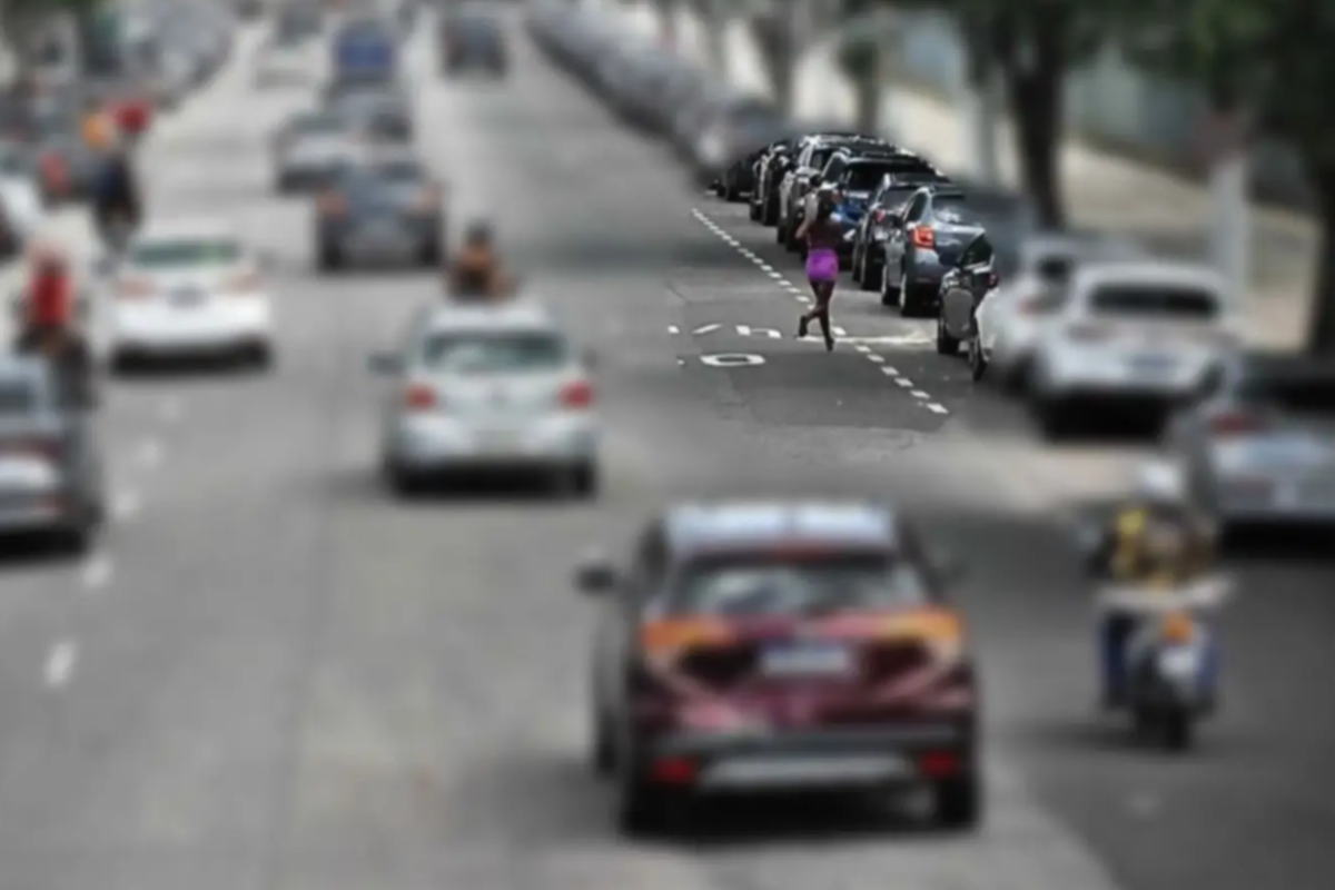 meio do sistema de videomonitoramento do Centro Integrado de Operações (Ciop). D