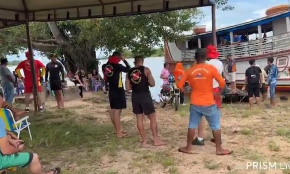 Buscas por menino desaparecido no rio em Alenquer Portal do Alessandro/Reprodução