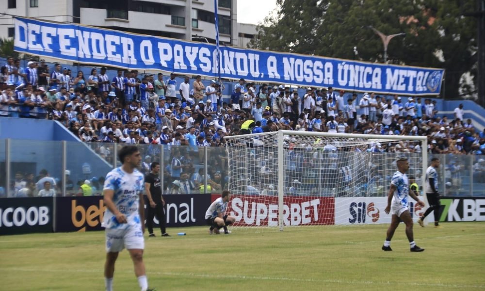 R$ 50 (arquibancada) e R$ 100 ( setor de cadeira). Os ingressos podem ser adquir