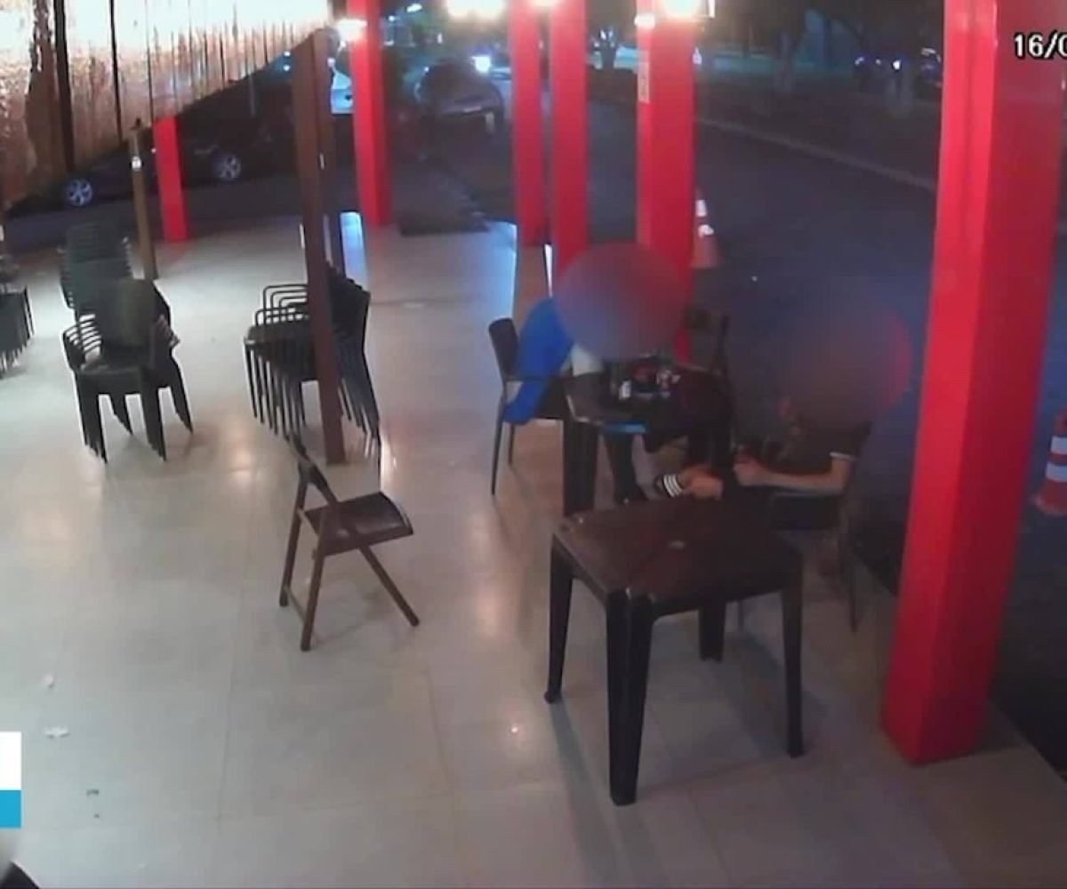 Mulher morre após ser vítima de disparos dentro de um bar, em Tucumã