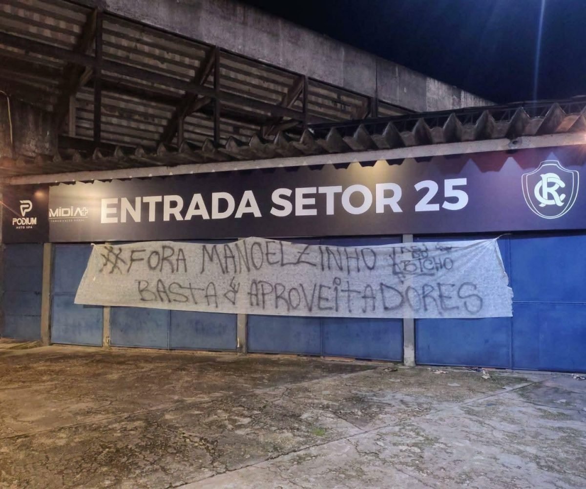 ada. Sem resultados expressivos, a torcida azulina está pressionando o time e pr