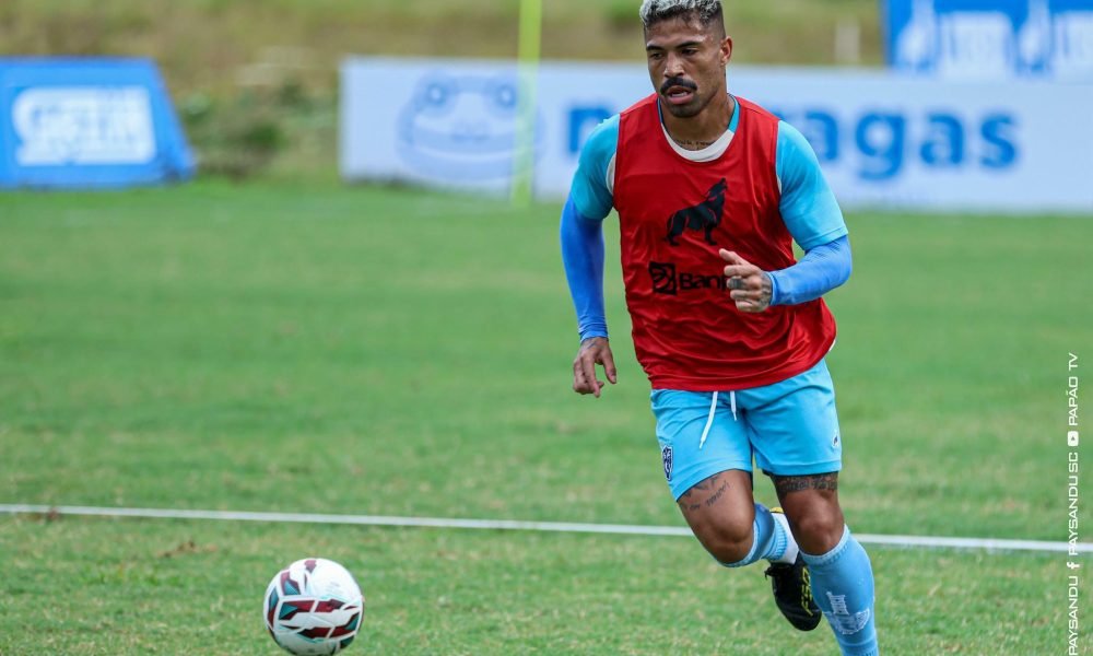 tantes diante da torcida, cenário reconhecido pelo meio-campista Marcinho, na co