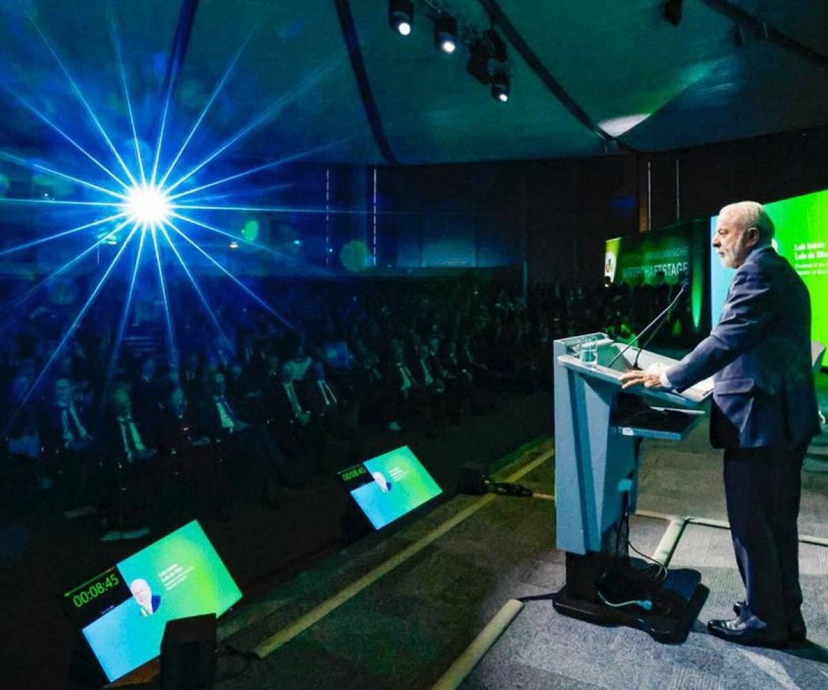 isso acho que é a guerra da insensatez. E quem vai pagar o preço disso é a pesso