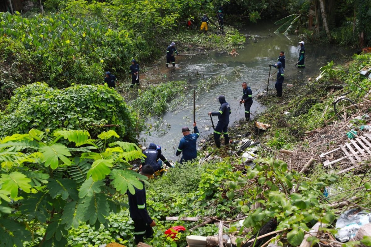 Prefeitura de Belém inicia operação para desobstruir canal Mata Fome e eliminar lixão