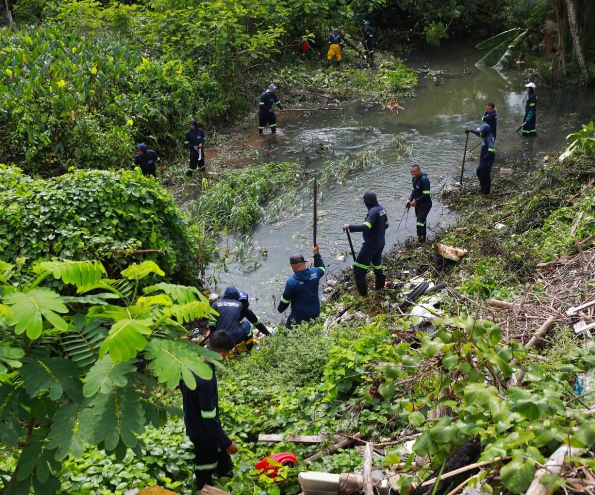 Prefeitura de Belém inicia operação para desobstruir canal Mata Fome e eliminar lixão