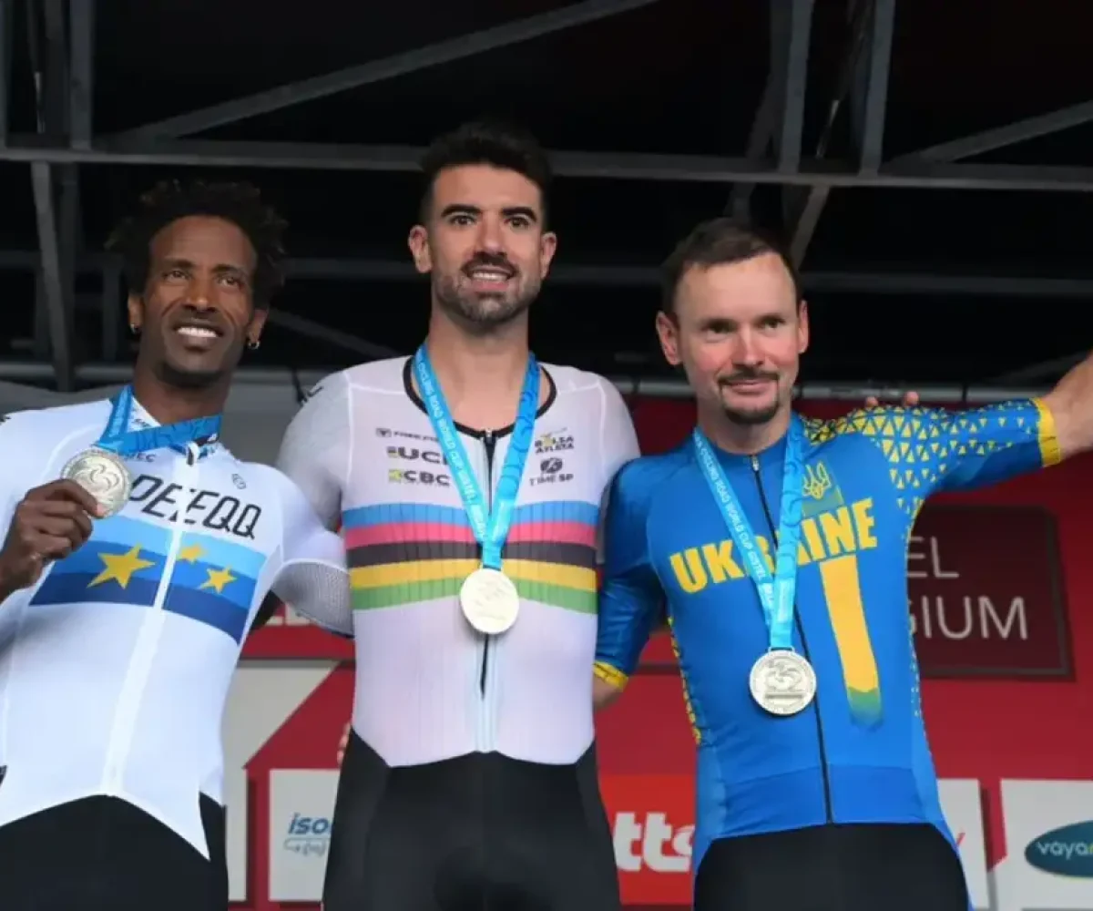 Ciclismo paralímpico brasileiro celebra ouro de Lauro Chaman na Copa do Mundo