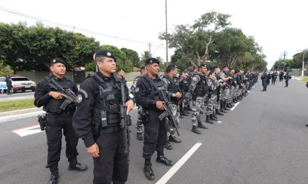 tráfico de drogas, com 43 autos de prisão em flagrante lavrados. As equipes apre